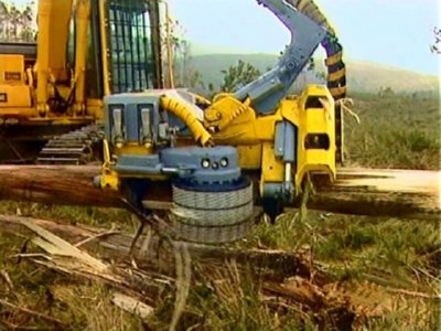 MAQUINA FORESTAL 01  LEADOR BOSQUE